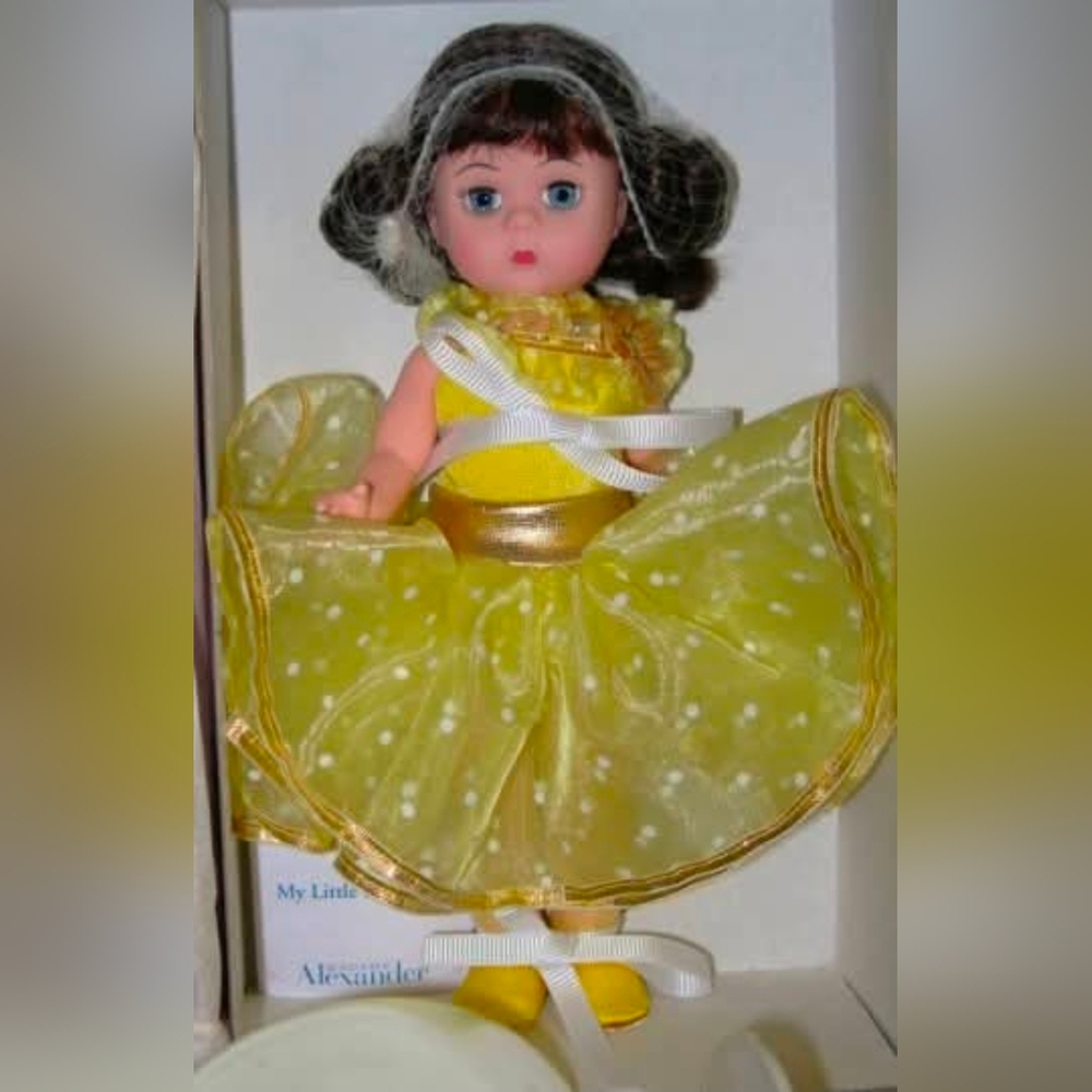 Madame Alexander 8" Sunflower Doll